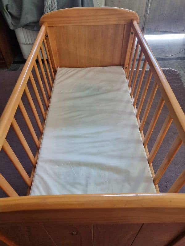 Baby Cot (Almost New) – With Mattress & Foam Walls 1