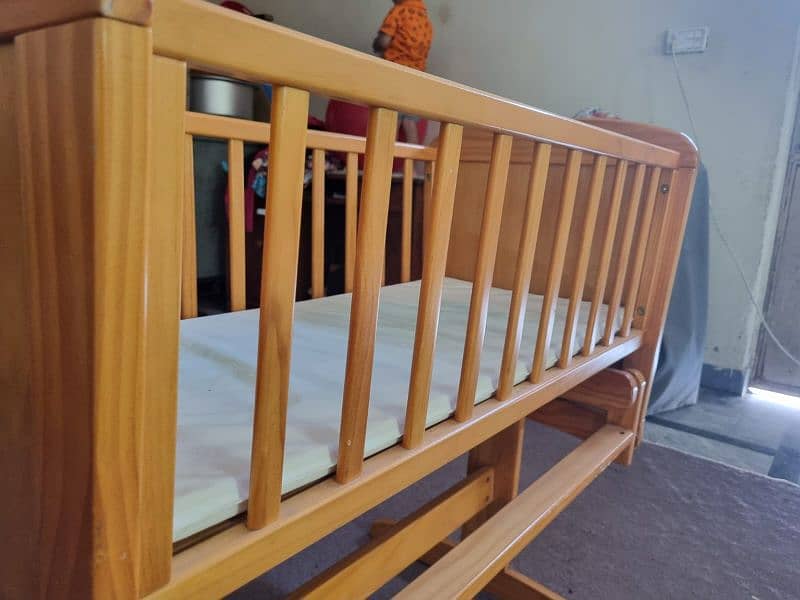 Baby Cot (Almost New) – With Mattress & Foam Walls 3