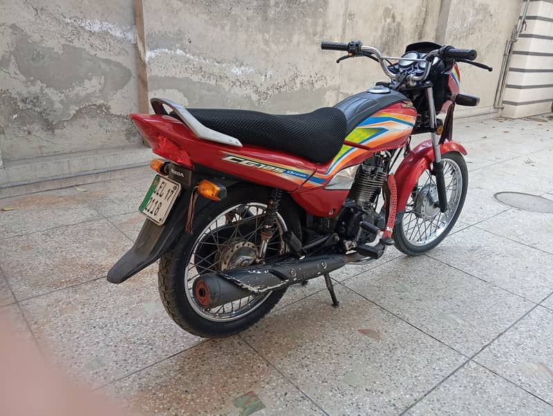 Honda CG 125 dream 3