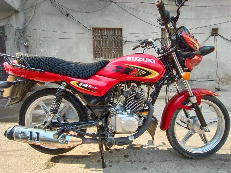 Suzuki GD 110S Euro II Red – 2022 Model 0