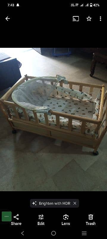 wooden baby cot/bed 1