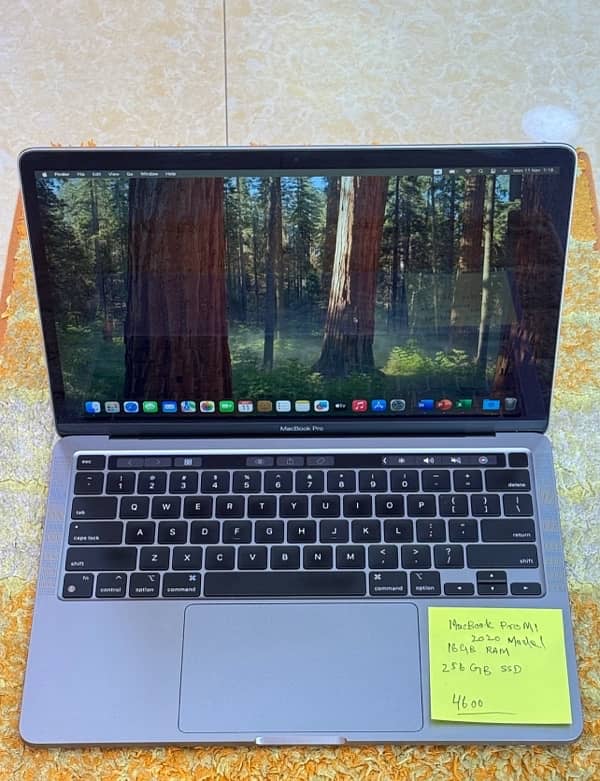 MacBook Pro M1 2