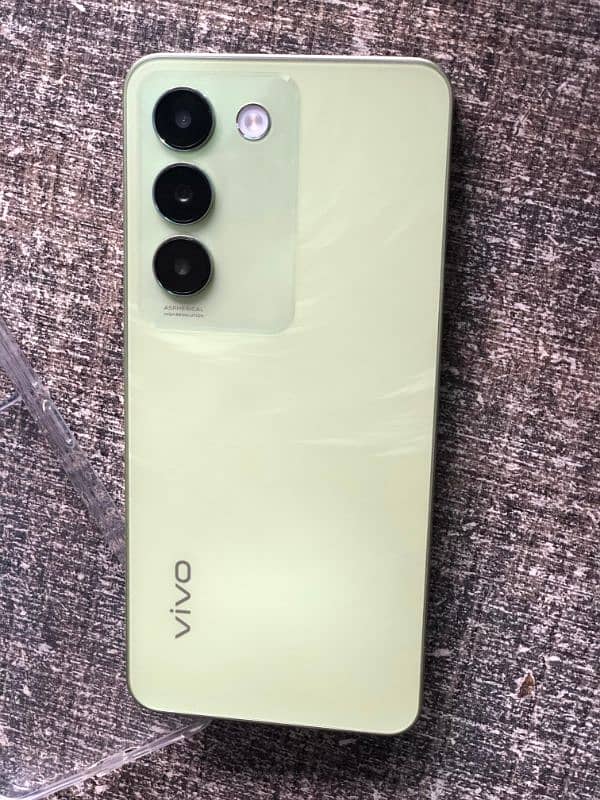 vivo y100 condition 10 by 10 ram 8+8/256Gb exchange 1