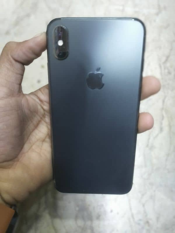 I phone xs max 256gb no PTA 4