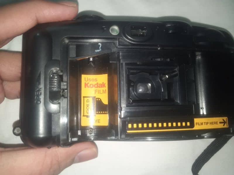 Kodak KB-10 35mm Camera 10/10 3