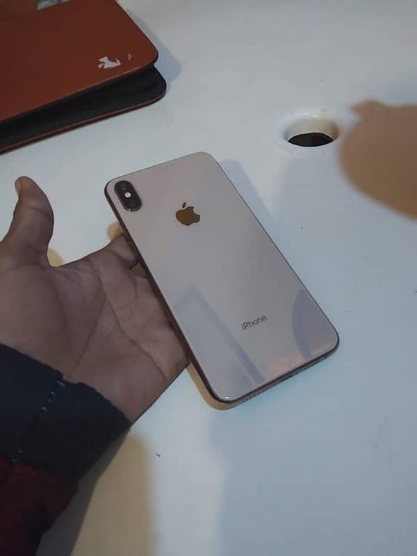 I phone xs max factory unlok 2