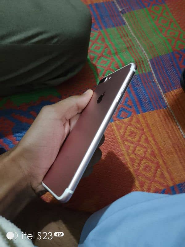 I phone 7Plus 3