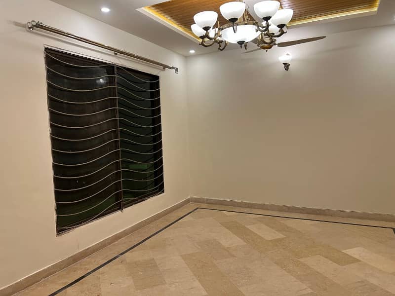 10 Marla upper portion for Rent in G-13/3 3