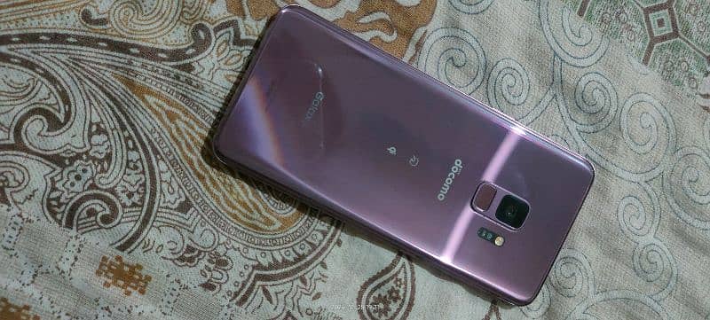 Samsung Galaxy S9 japanese Model Non PTA 2