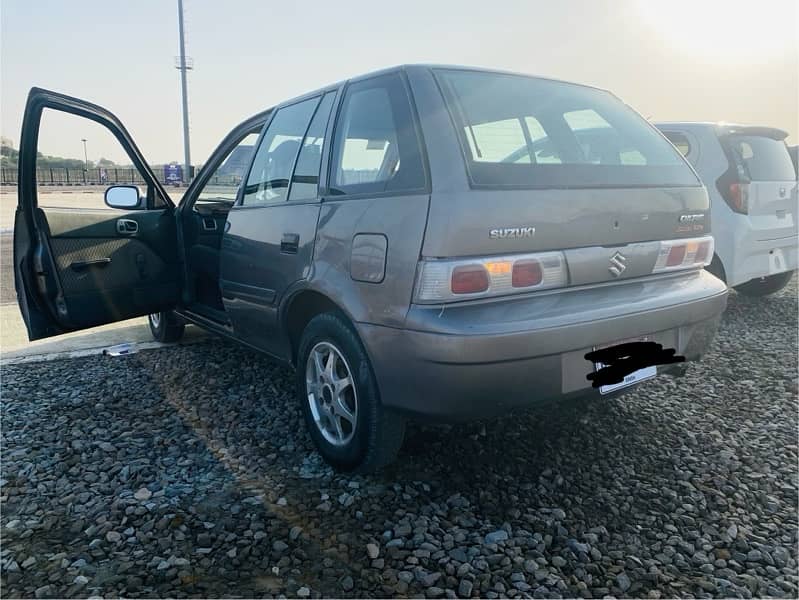 Suzuki Cultus VXR 2017 4