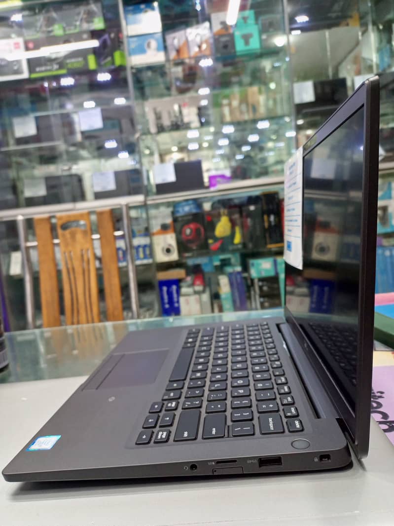 Dell Latitude 7400, Core i7-8th generation Laptop 3