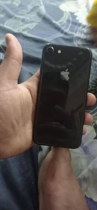 iphone 8 factory unlocked 10.10 condition 6