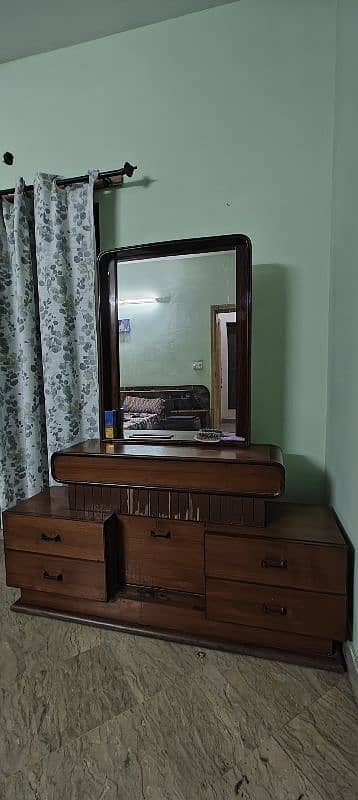 Solid Wooden Dressing Table 3