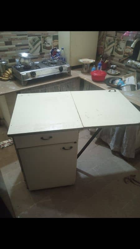 3 kitchen cabinet es ma sy one cabinet u can like use for table 1