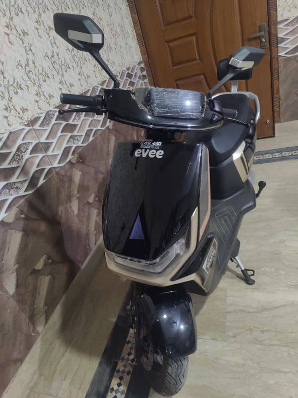 Evee Gen-Z Electric Scooty 2024 Model 1