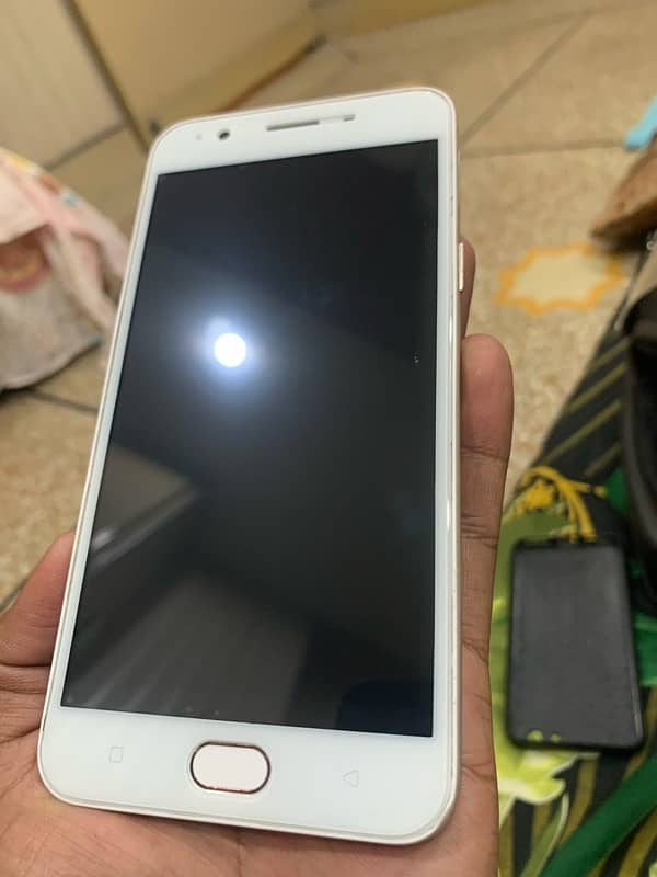 Oppo F1s 4/64 Finger OK for Sale 3