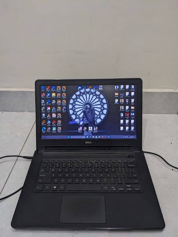 Dell i7 7th Gen Laptop 1