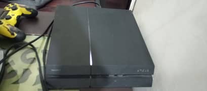 Ps4 500gb with samsung gaming monitor +110 games for sale