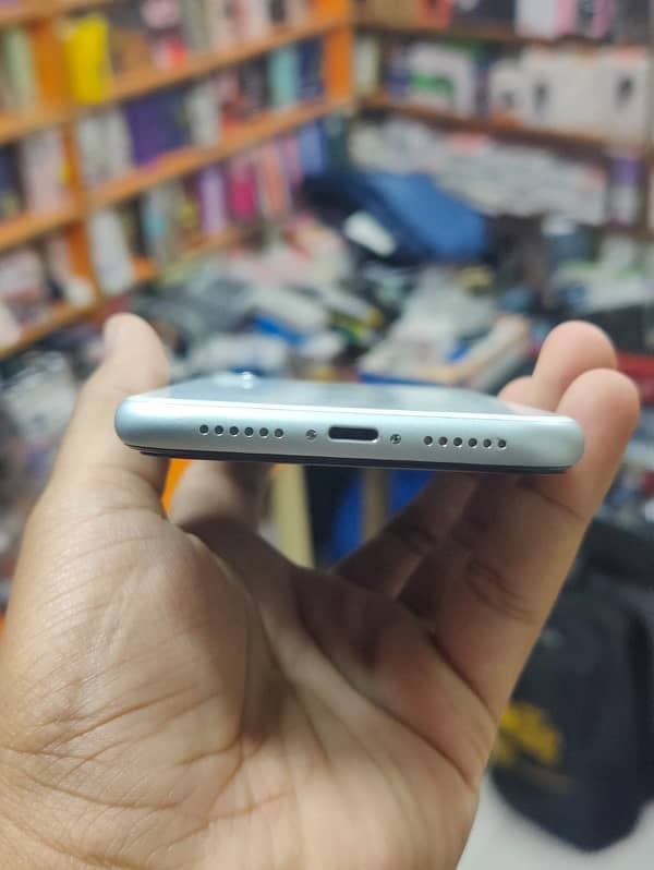 iphone xr fu 10 by 10 3