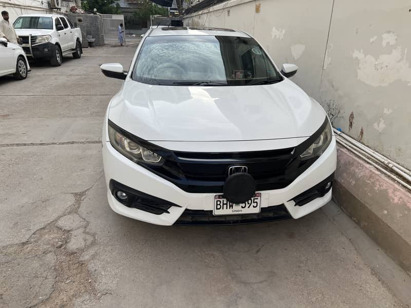 Honda Civic Turbo 1.5 2017 First Owner 100% Orignal 6