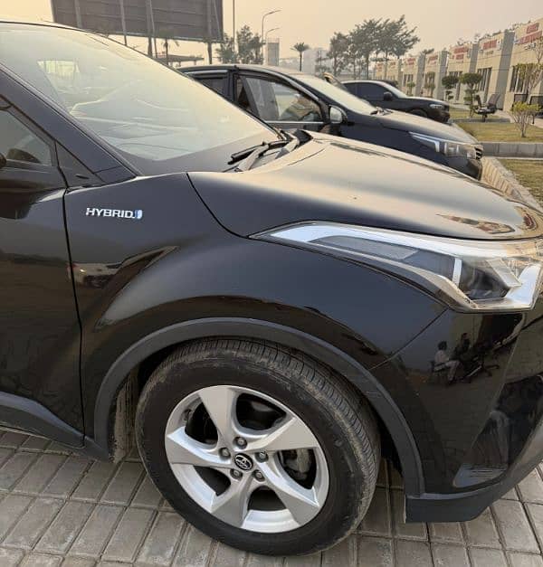 Toyota C-HR 2017 model 2021 ki import 5