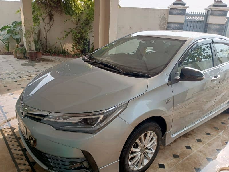 Toyota Corolla Altis 2015 1