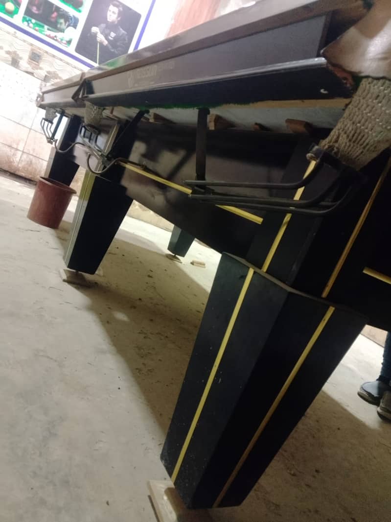 Snooker table well condition bataway wali game 0