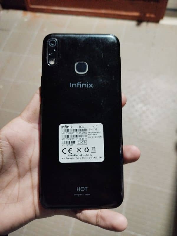 infnix hot 8 lite , urgent sale 4