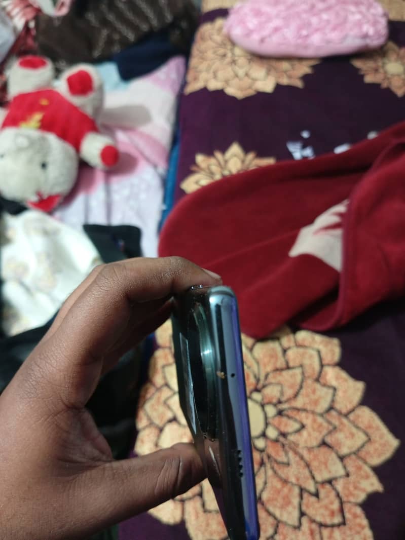 Tecno spark20 pro + 10/10 condition 3