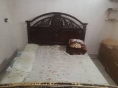 BED SET WITH DRESSING AND SIDE TABLE