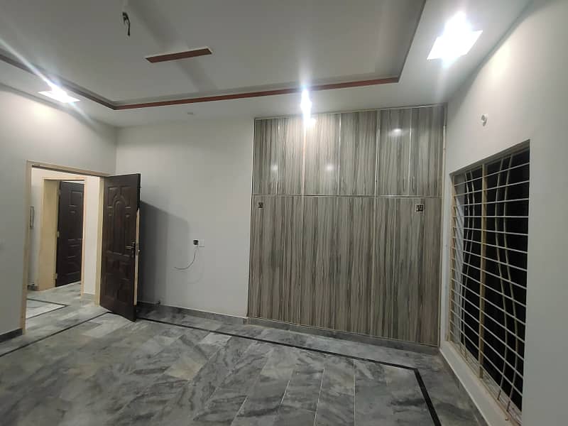 4 Marla upper portion available for rent in high court phase 2 0