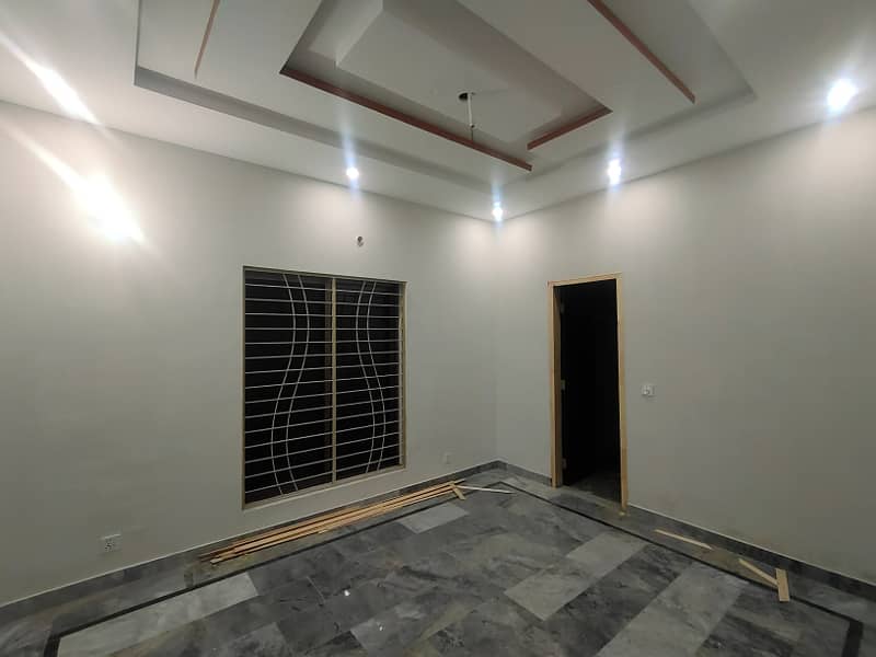 4 Marla upper portion available for rent in high court phase 2 2