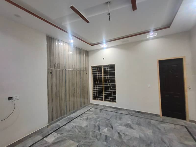 4 Marla upper portion available for rent in high court phase 2 4