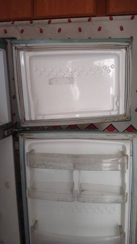 PELL REFRIGERATOR FOR SALE 4