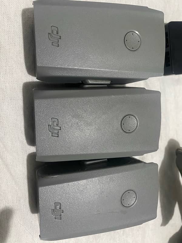 Dji mahvic Air 2s fly more combo 3