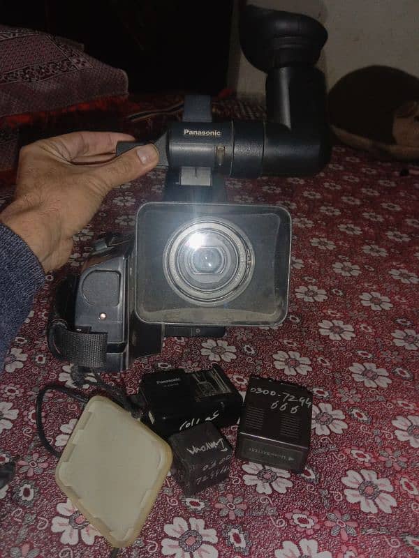 Camera name Hd. 1 camera hai video camera battery and bags for sale. 0