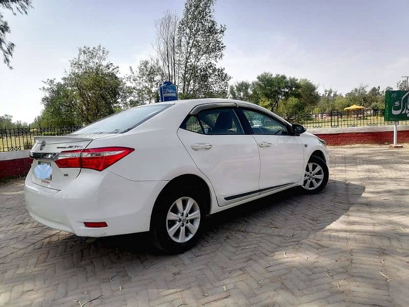 Toyota Corolla Altis 2015 0