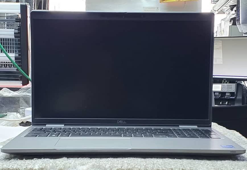 Dell Latitude 5520 , 11th GEN , 512 SSD , 16GB Ram (Like New) 10/10 0