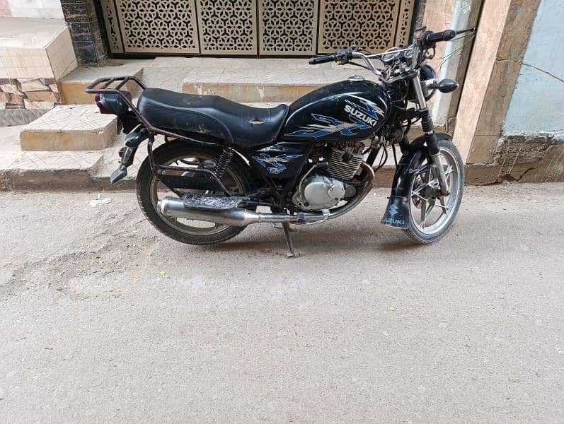 Suzuki GS 150 2017 model 5