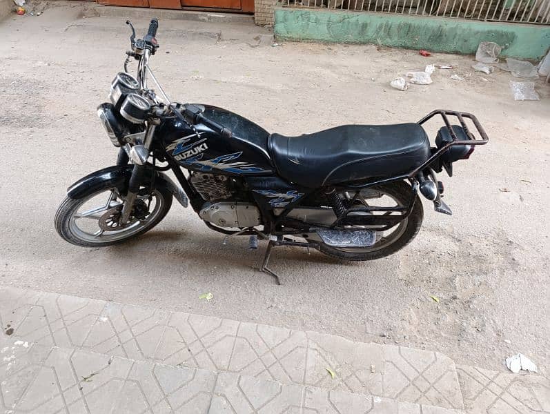 Suzuki GS 150 2017 model 6