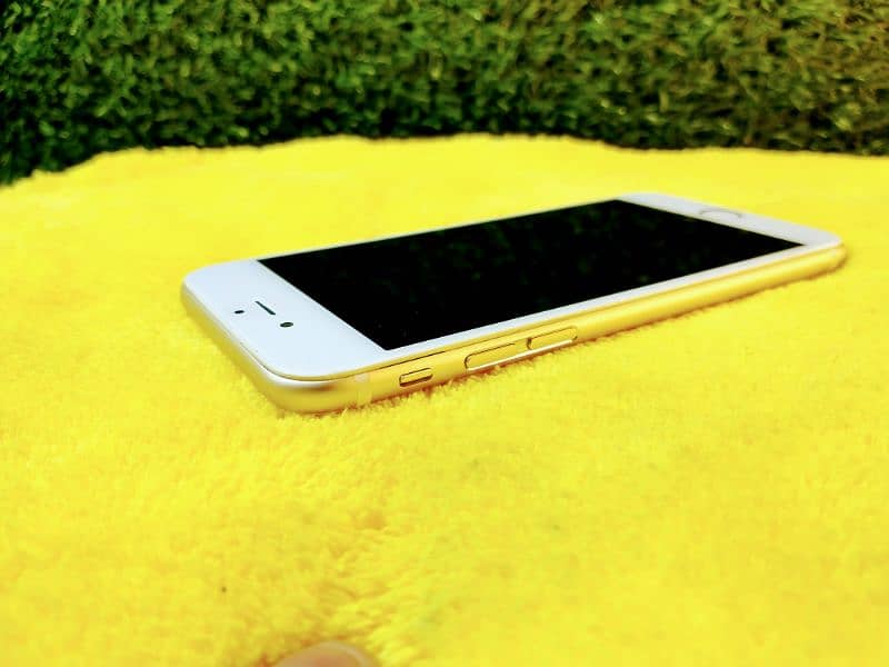 Iphone 6 10/10 Condition Official PTA Approved Golden Colour 7