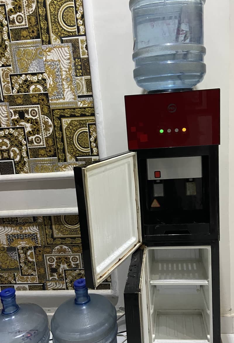 PEL Water Dispenser 2