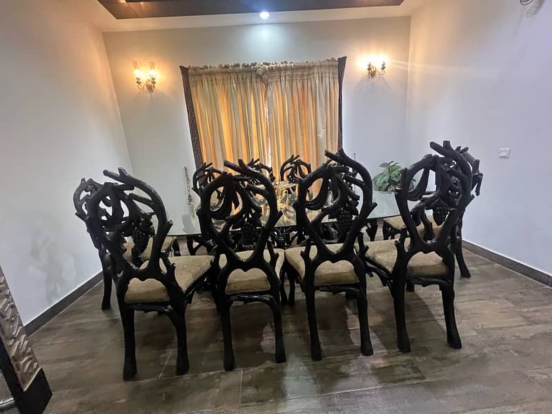 Chinioti high quality 10 chairs dining table 1