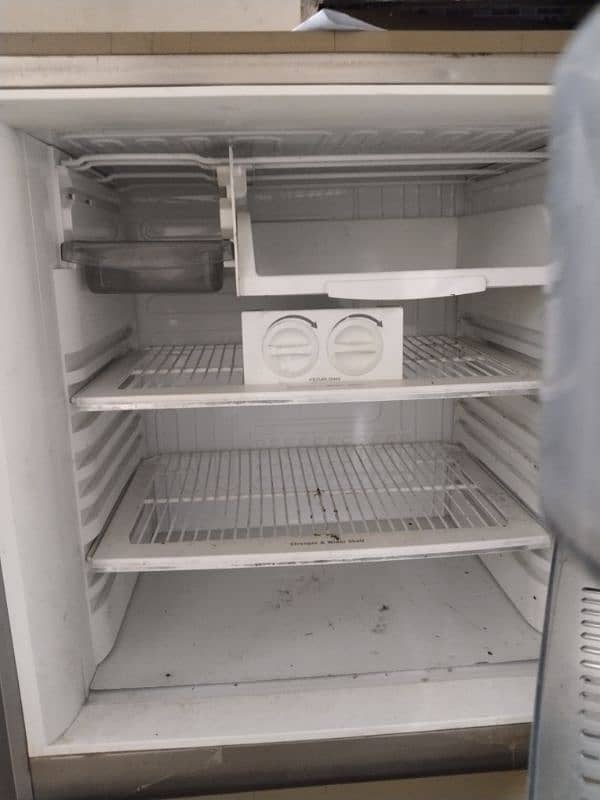 Full size Refrigerator 2