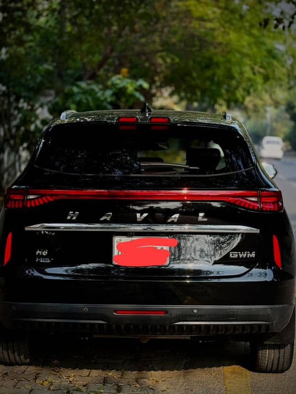 Haval H6 2023 HEV Black with Red 5