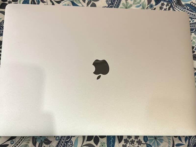 Apple Macbook Pro 2019 Core i9 16" (With Original Charger) 6