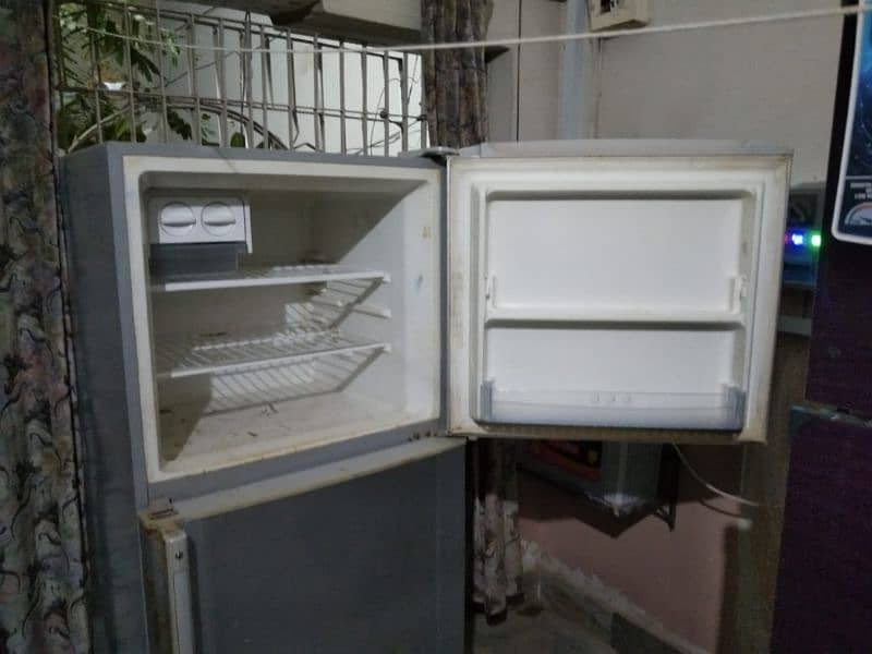 Haire fridge Urgent sale 1