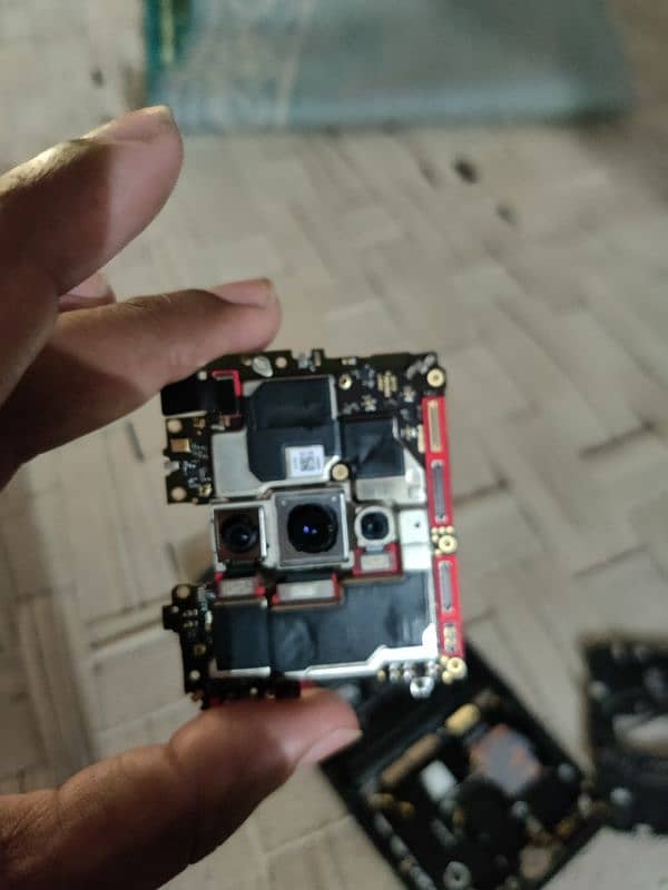 OnePlus 8 Board and other parts 0