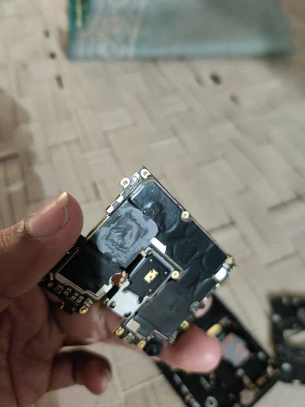 OnePlus 8 Board and other parts 1