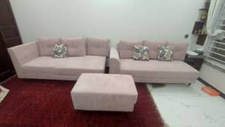 1 month Used L Shaped Pink 6 Seater Sofa Set with foamed Centre Table